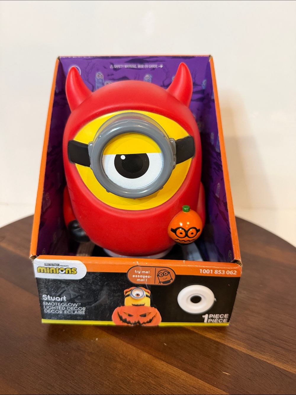 Illumination Minions Stuart Emoteglow Lighted Halloween Decor Talking Light Up